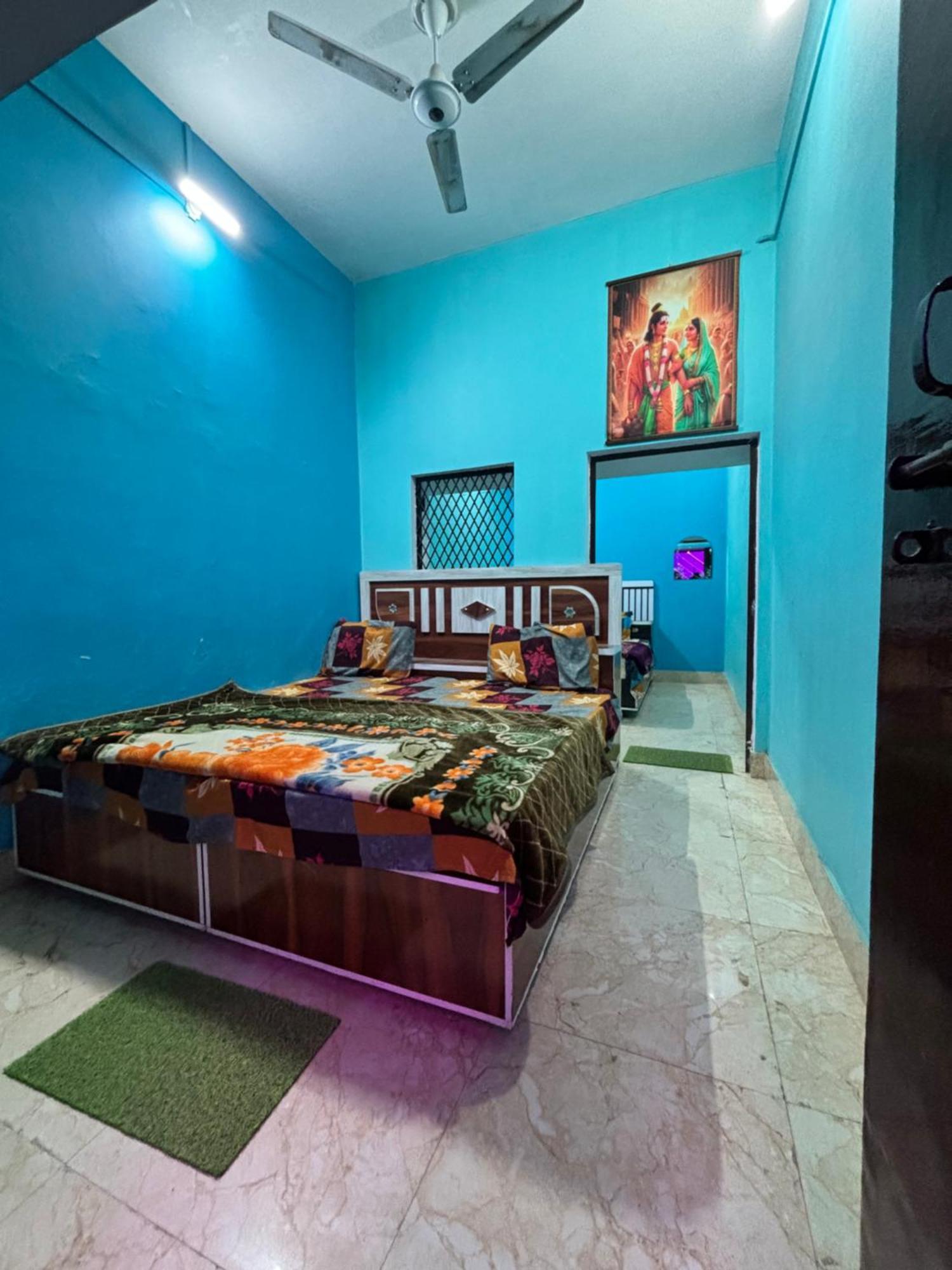 Kishori Ram Homestay Near Ayodhya Dham Railway Εξωτερικό φωτογραφία